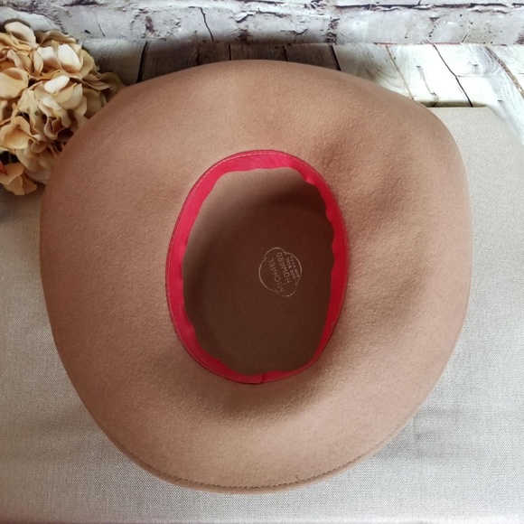 Michael Howard Large Brim Round Hat W/Leopard Bow - Picture 7 of 8